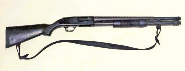 Shotgun_Mossberg_590.jpg