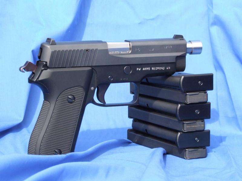 sigsauerp225p6withthreat.jpg