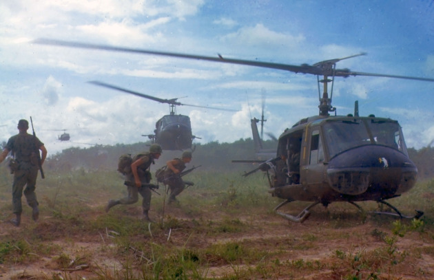 UH-1D_helicopters_in_Vietnam_1966-630x407.jpg