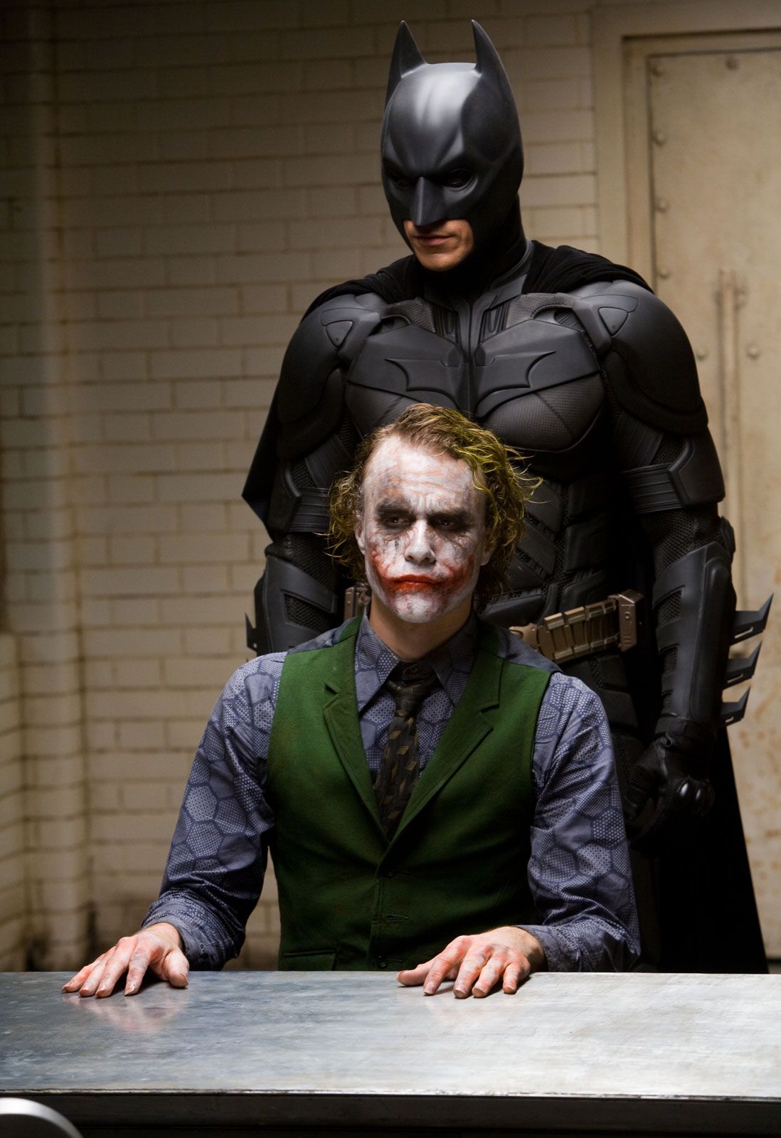 Heath-Ledger-Joker-Christian-Bale-The-Dark-Knight-2008.jpg